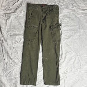Levi's Green Cargo Pants for Men